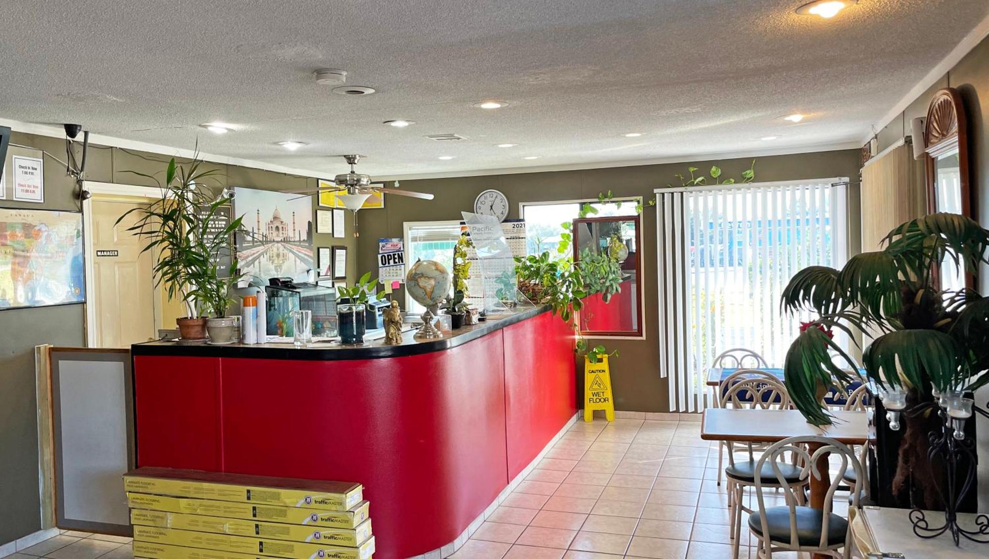 Express Inn Thomson Exteriör bild